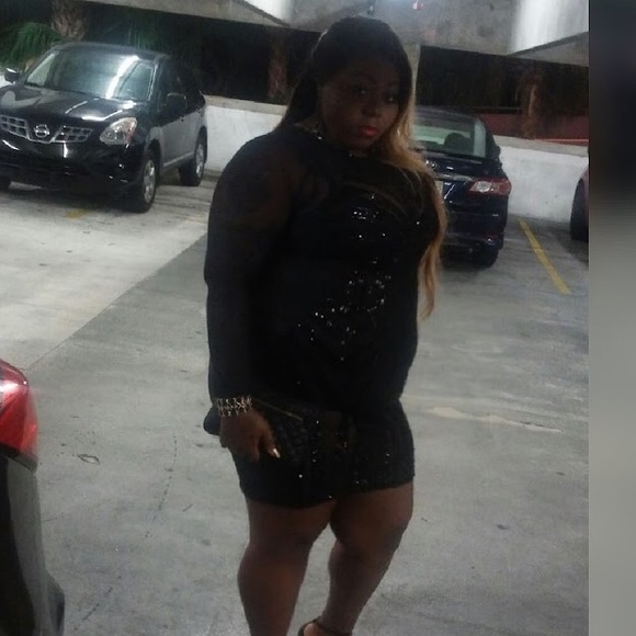 Beautiful Sequence Black Party Dress - Picture 3 of 3